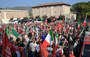 хиляди неофашисти организираха поход италия