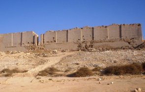 сензационно откритие подземен тунел египетски храм води изгубената гробница клеопатра снимки