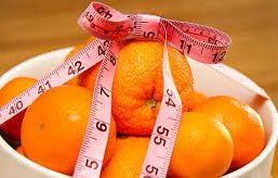 плодове помогнат стопите коремчето мазнините около талията