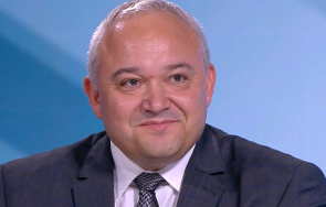 демерджиев мълчи партизанин разследваните корумпирани политици процента парите обществените поръчки отивали партийни властови каси