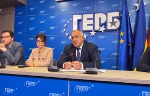 първо пик борисов събра депутатите скандала кирил петков парламента живо