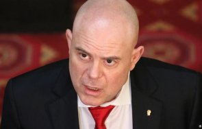 иван гешев емоционално поредното блъснато дете чакаме спрем войната пътя