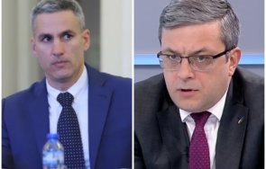 сблъсък пик герб промяната лют спор хартиените бюлетини тома биков закова андрей гюров победихме вашите машини изборния кодекс обикалящата около парла