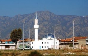 откраднаха тонколоните джамията сливен