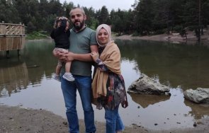 трагедията истиклял разкриха самоличността загиналите двугодишно момиченце остана сираче снимки