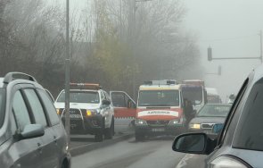 първо пик челна катастрофа кола камион софия снимки