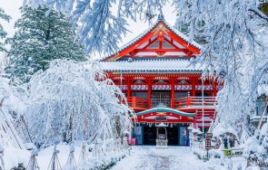 японски град смята прави ток сняг