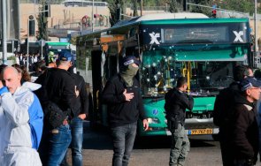 взрив автобусна спирка йерусалим ранени видео снимки