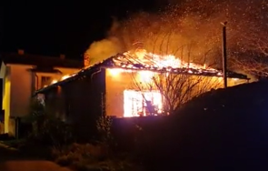 пожар изпепели къща крън казанлъшко