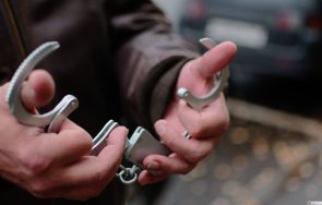 пакистан арестуваха мъж обвинен италия убийството дъщеря