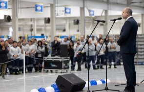 президентът румен радев откри високотехнологичен завод враца