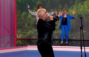 Николина Чакърдъкова