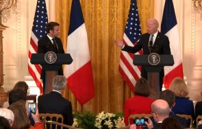 байдън макрон подкрепим украйна толкова дълго