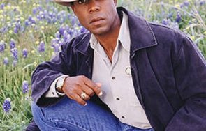 почина холивудска звезда топ гън умирай трудно