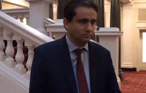 горещо пик компютърният спец демократична българия божидар божанов проговори соня колтуклиева кодовете машините гласуване всъщност предлагал киро бсп