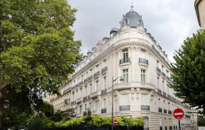 български бизнесмен купи апартамент млн евро париж