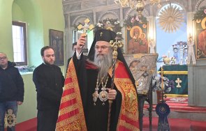пловдивският митрополит николай отслужи молебен здраве село богдан снимки