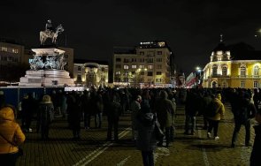 журналистът ивелин николов бсп правеше големи протестите промяната изкараха шепа хора столетницата подкрепа изборите тях
