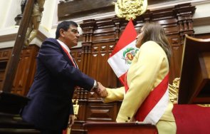 преврат свалиха власт арестуваха президента перу