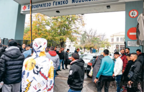 сблъсъци солун полицията простреля ромски тийнейджър платил гориво бензиностанция