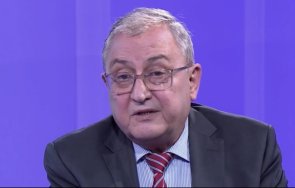 владимир кисьов шенген никой право слага черен печат челото