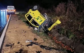 кърваво меле тежка катастрофа пловдив двама загинали затвори пътя хасково снимки