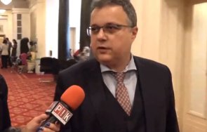 пик депутатът стоян михалев дебъ призна истината перфектния маникюр видео