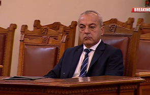 извънредно пик шенген горещата тема парламента служебният премиер гълъб донев дава обяснения провала живо