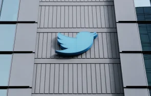 туитър изтри акаунтите водещи журналисти