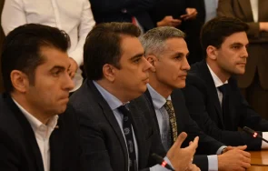 продължава преговорите втория мандат