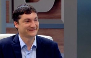 потресаващо пик жалби мвр правосъдният министър крум зарков черешата време голи партита апартамента слипове удушил котката комшиите