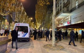 колтуклиева предава париж пик градът опразни властите разполагат тежко въоръжени полицаи очакват безредици снимки