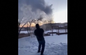 минусовите температури сащ бомбен циклон превръща вряща вода сняг