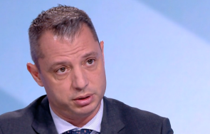 цветанка ризова пак недоразбрала делян добрев изнесе нагледен урок аферата джемкорп