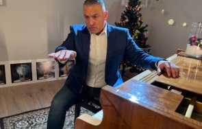 пик ретро юксел кадриев зарязва новините става певец 