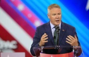 интрига конгресменът путинист дейвидсън бламира зеленски съчини донос гешев