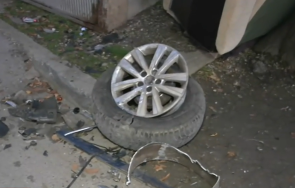 годишен пиян без книжка помля паркирани коли лясковец