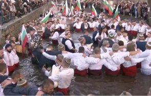 христовият кръст беше изваден водите река тунджа