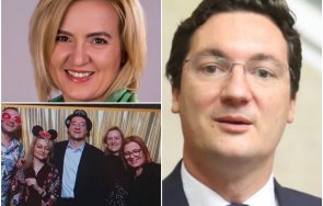 пик гърми скандал крум зарков дал 9000 бонус шефката агенцията вписванията въпреки куп нарушения пагубната кадрова политика уникални снимки коледното