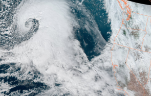 Буря Калифорния