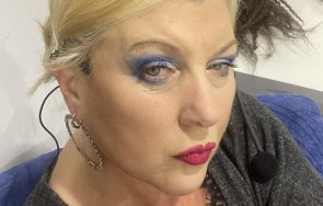 Албена Михова