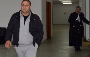 екшън бургаския лазур стойчо камбаната причакал бившата рускиня гръмнал нея