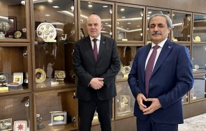 гешев моя приятел бекир шахин главен прокурор турция споделихме общото удовлетворение успешното традиционно сътрудничество снимки