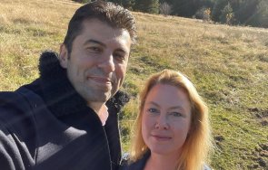 пик ретро линда отваря вип ресторант  снимки