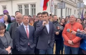 бнт бтв нова прекъснаха излъчването протеста синдикати енергетици време изказването кирил петков видео