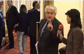 първо пик бойко рашков пита репортерка пик любовник вместо отговори аферата градинар живо