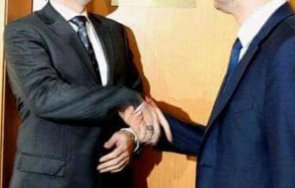 делян добрев асен василев дали вече избягал остров