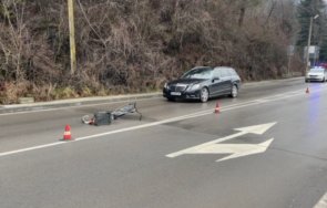 автомобил блъсна велосипедист троян