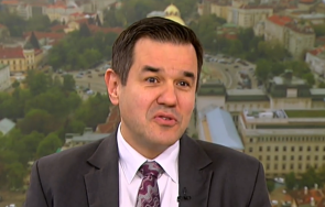 министър стоянов решението предоставяне ваучери транспорт остави въпросителни