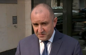 румен радев скандалът nexo продължава потенциал намеса политическия живот